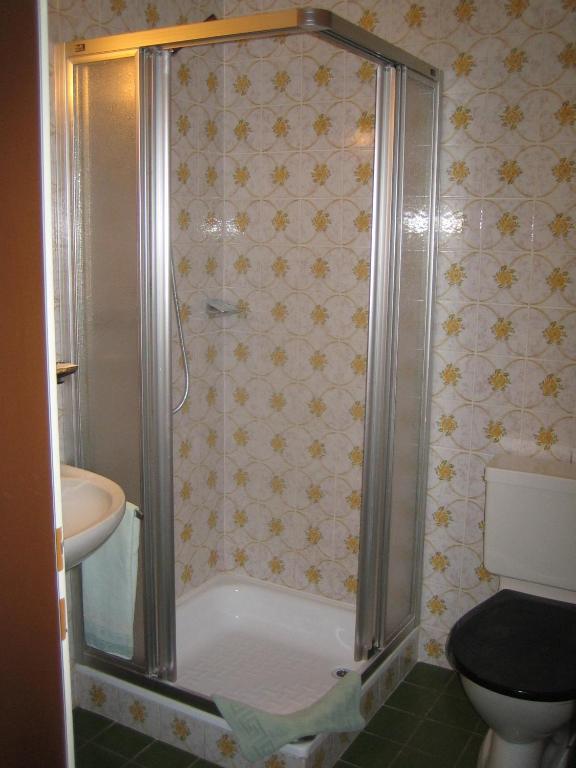 Hotel Elite B&B Rossinière Quarto foto